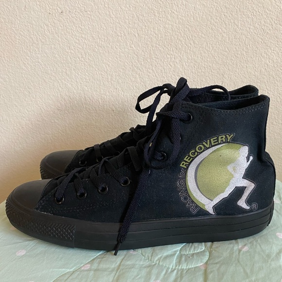 Converse Rare High Top Racing for Recovery Mens size 12 like New - Picture 1 of 16